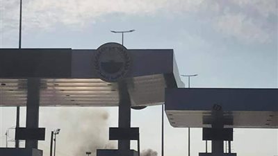 تعطل الحركة المرورية في طريق الإسماعيلية القاهرة الصحرواي بعد انفجار سيارة محملة بالأنابيب