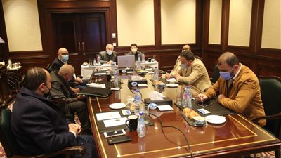 وزير الرياضة يعقد اجتماعه الثاني مع رؤساء الوفود المشاركة في مونديال الأندية