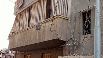 إخلاء 3 منازل مجاورة للعقار المنهار في المحلة الكبرى