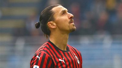 أتالانتا يُنهي الشوط الأول متقدمًا على ميلان بهدف دون رد