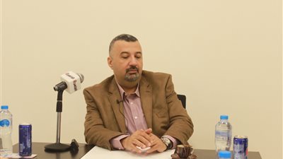 حسن الفكهاني: تناول هرمونات الذكورة المفرطة يؤدي إلى الضعف الجنسي