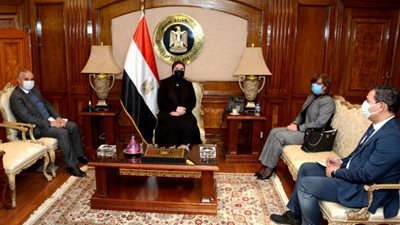 وزيرة الصناعة: صرف 13 مليار جنيه للمصدرين بمبادرة السداد النقدي خلال شهرين