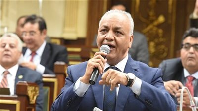 21 مليار جنيه.. بكري يواجه وزير الطيران بديون الوزراة