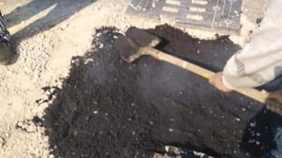 بعد شكاوى الأهالي.. مجلس مدينة كفر الدوار يردم 