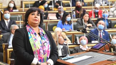 برلماني لإيناس عبد الدايم: 