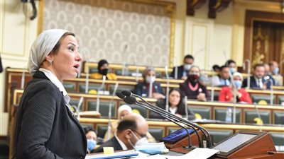 وزيرة البيئة تكشف أمام البرلمان إعادة هيكلة المجلس الوطني للتغيرات المناخية 