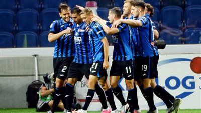 أتالانتا يُقصي لاتسيو من كأس إيطاليا بثلاثية مقابل هدفين