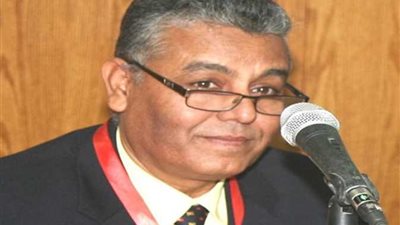 خلال 2020.. إنفاق 35 مليون جنيه لشراء الأدوية والمستلزمات الطبية لعلاج مرضى مستشفى قنا الجامعي