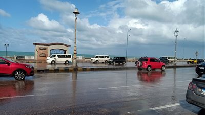 رياح شديدة وأمطار خفيفة في ثاني أيام نوة 