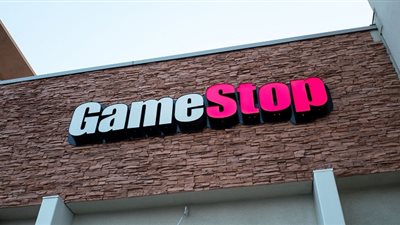 مضاربات وخسائر  بالمليارات..  قصة صعود أسهم جيم ستوب وبلاك بيري 