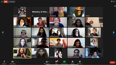 على هامش معسكر 