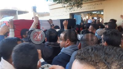 تشييع جثمان شهيد الواجب بمسقط رأسه بقرية بندار الرملية في سوهاج (صور )
