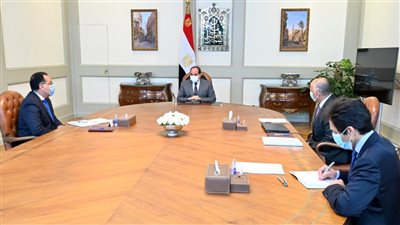 السيسي يوجه بتحسين المؤشرات الاقتصادية والاجتماعية في ظل تداعيات كورونا