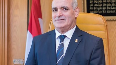 رئيس جامعة الفيوم عضوًا في اللجنة المنظمة للمؤتمر الدولي للكيمياء الخضراء بروما
