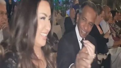 لطيفة عن محمد الصغير: 