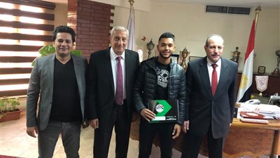 أسوان يخطف أوتاكا من نادي الزمالك