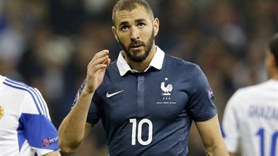 بنزيما يقترب من العودة للمنتخب الفرنسي في أولمبياد طوكيو