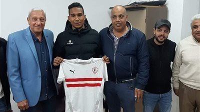 الجزيري: مسئولو الزمالك وعدوني بحل أزمة مشاركتي في إفريقيا