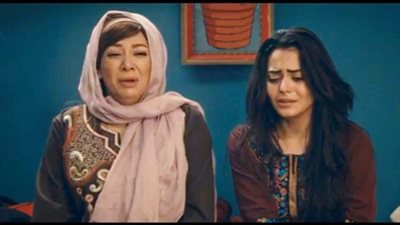 أسماء جلال: 