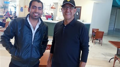 أشرف عبدالباقي يصل مطار القاهرة قادمًا من أسوان