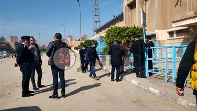 استعدادًا لمباراة الزمالك.. تعزيزات أمنية مشددة باستاد غزل المحلة  (صور)