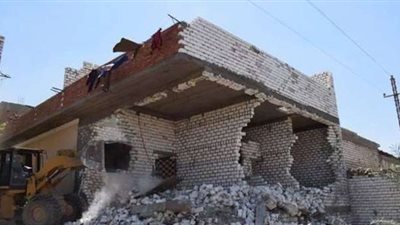 لهذا السبب.. إحالة موظف بوحدة محلية في قنا للنيابة العسكرية