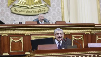 شاكر:  تطوير وضع الكهرباء وقدراتها تم في وقت قياسي