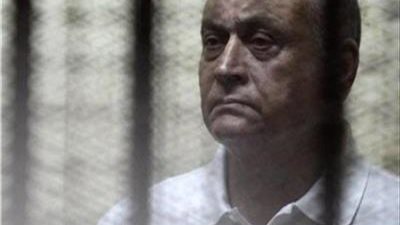 تأجيل محاكمة وزير الإسكان الأسبق في قضية الحزام الأخضر      