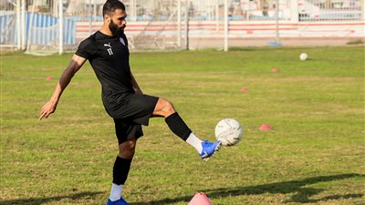 باتشيكو لمحمود عبد العزيز: أنت اللاعب رقم 6 بالنسبة لي في مركزك