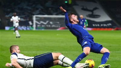 تشيلسي ينهي الشوط الأول متقدمًا على توتنهام بهدف نظيف