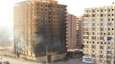 4 قررات عاجلة من النيابة الإدارية بشأن حريق عقار فيصل