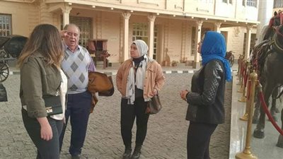 متحف المركبات الملكية يستقبل المفكر  يوسف زيدان