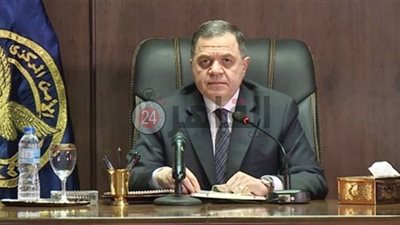 موظف سابق بالخارجية يستغيث بوزير الداخلية: 