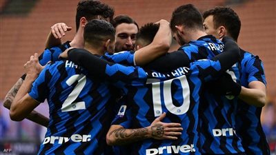 تشكيل إنتر ميلانو الرسمي لمواجهة فيورنتينا فى الدوري الإيطالي 