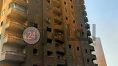مصدر: اللجنة الهندسية تبحث طريقة هدم عقار الدائري المحترق