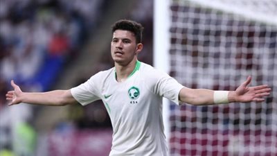 رسمياً.. الهلال السعودي يعلن ضم المهاجم عبدالله الحمدان 