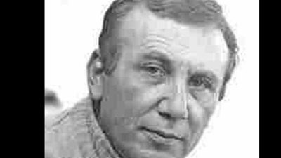 ما الذي ينتظر المتهم بسرقة أشعار نزار قباني؟!