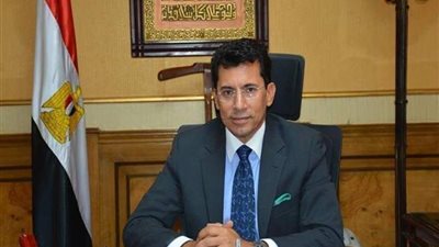 وزير الشباب والرياضة يلتقي بمجلس أمناء مجمع حسن مصطفى لكرة اليد والألعاب الرياضية