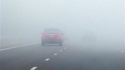 إغلاق طريق العلمين الصحراوى بسبب شبورة كثيفة