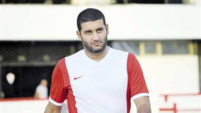 أمير عزمي يحيي ذكرى شهداء الدفاع الجوي 