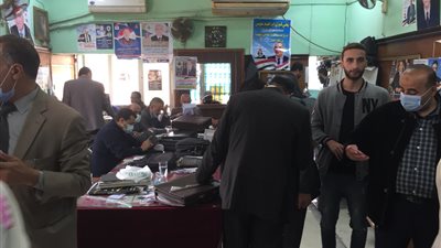 توافد محامين المنوفية على لجان الانتخابات لاختيار النقيب الجديد ومجلس إدارته 