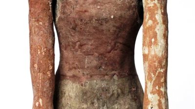 يعود إلى أواخر الألفية الثانية.. موقع بيدسبيريت الإسرائيلي يعرض تمثالًا مصريًا للبيع 