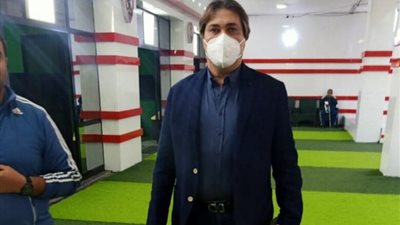 أشرف قاسم ينفي الاستغناء عن عمرو عبدالسلام