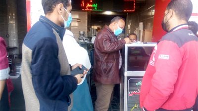 ضبط لحوم فاسدة وغلق مركزين للدروس الخصوصية في حملات متفرقة بالإسكندرية