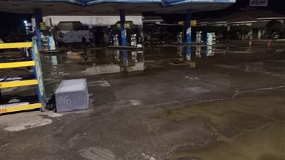 مياه القناة تنتهي من رفع آثار كسر خط طريق الإسماعيلية - القاهرة الصحراوي 