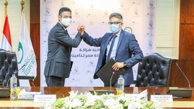 شريف فاروق يوقع بروتوكول لتوفير خدمات تأمينية عبر مكاتب البريد على مستوى الجمهورية