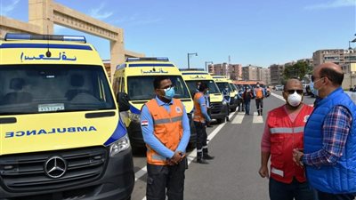 محافظ أسوان يدشن 10 سيارات إسعاف جديدة بتكلفة 30 مليون جنيه (صور)