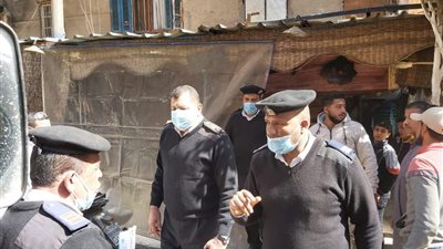 رئيس حي شرق شبرا: إزالة 8 عشش لإعاقتها الطريق العام