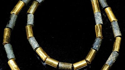 مصدر بالآثار: قلادة الملك بسوسنيس الأول لن يتم نقلها إلى المتحف المصري الكبير