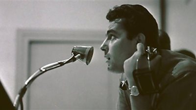 بدأت بآيات قرآنية وتلتها أغاني أم كلثوم.. تعرف على أشهر الأحداث التي مرت بها الإذاعة المصرية